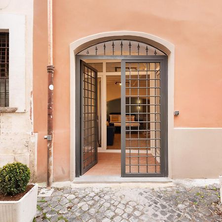 Leopardo Boutique Apartment In Trastevere Rome Exterior photo