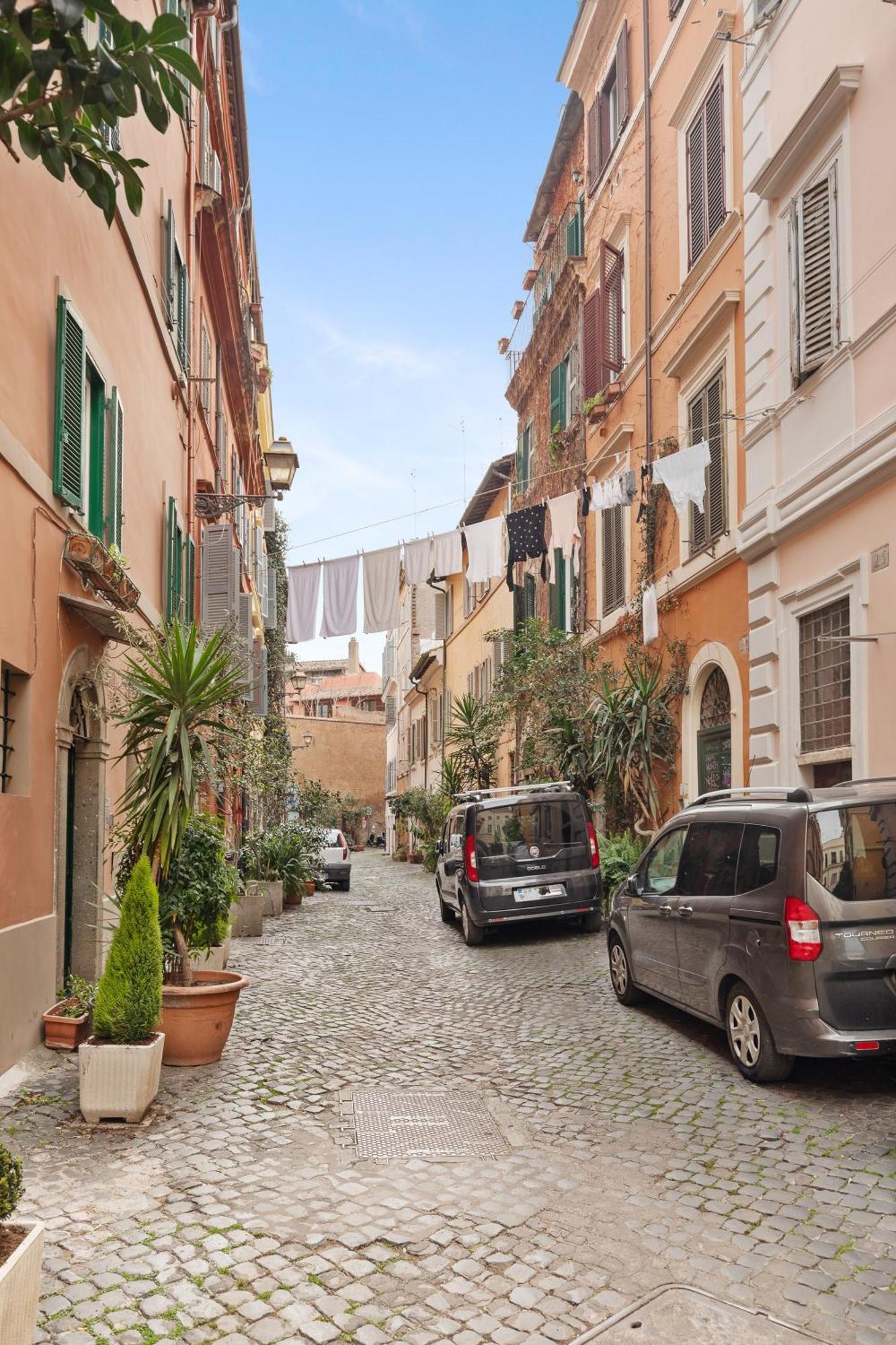 Leopardo Boutique Apartment In Trastevere Rome Exterior photo