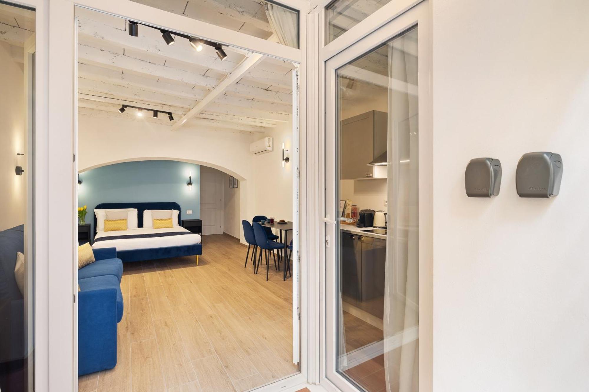 Leopardo Boutique Apartment In Trastevere Rome Exterior photo