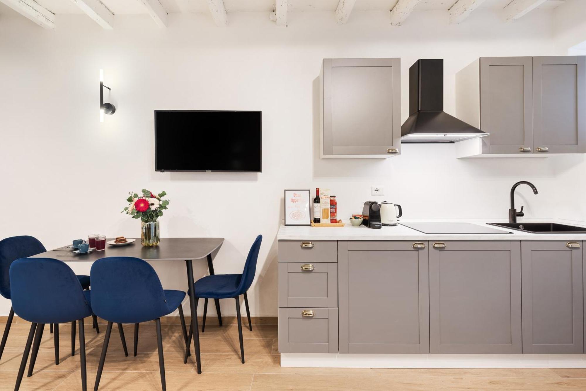Leopardo Boutique Apartment In Trastevere Rome Exterior photo