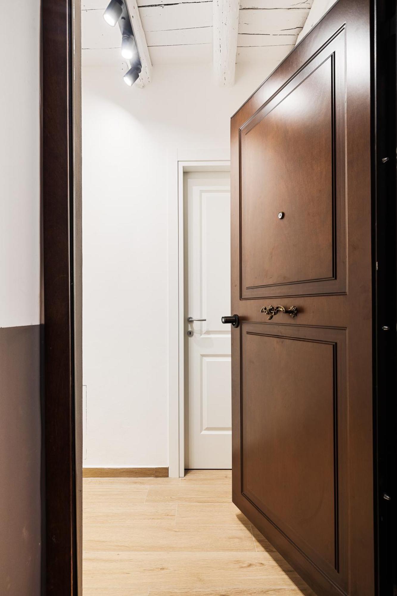 Leopardo Boutique Apartment In Trastevere Rome Exterior photo