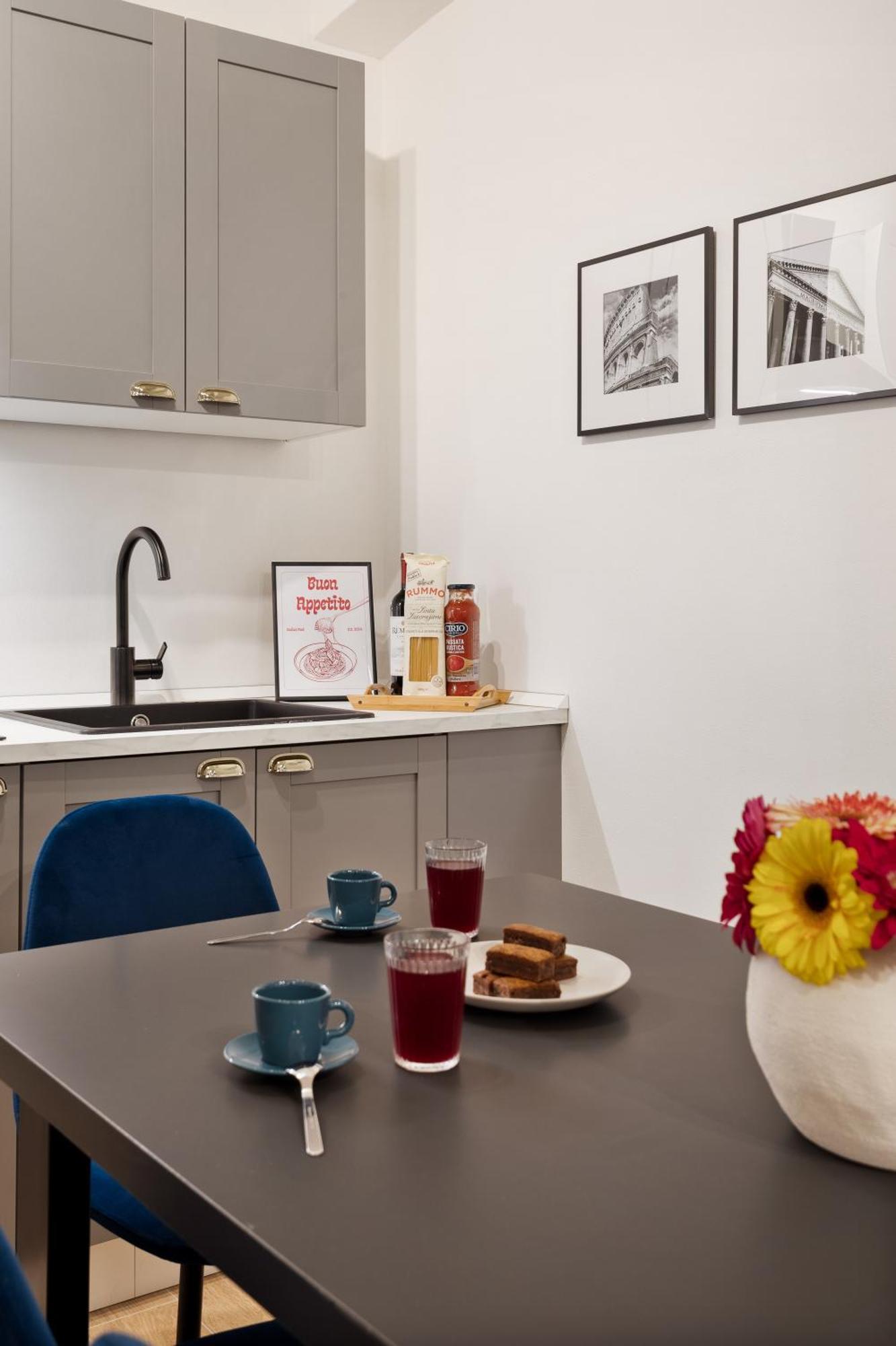 Leopardo Boutique Apartment In Trastevere Rome Exterior photo